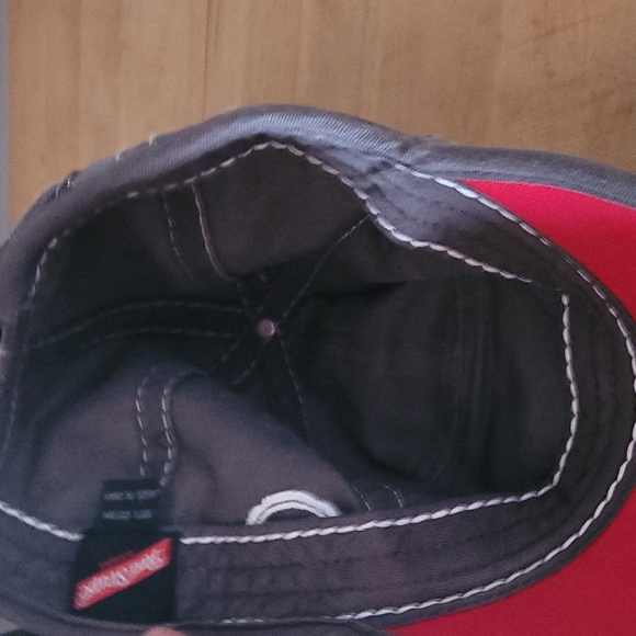 Red Stripe Jamaican lagerHat - Picture 4 of 4